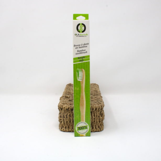 Brosse à dents en bambou biodégradable souple verte OlaBamboo bamboo soft biodegradable green toothbrush